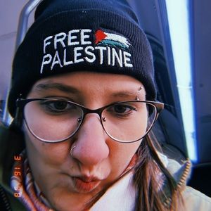 Meet your Posher, Madeline